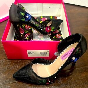 Beautiful pump